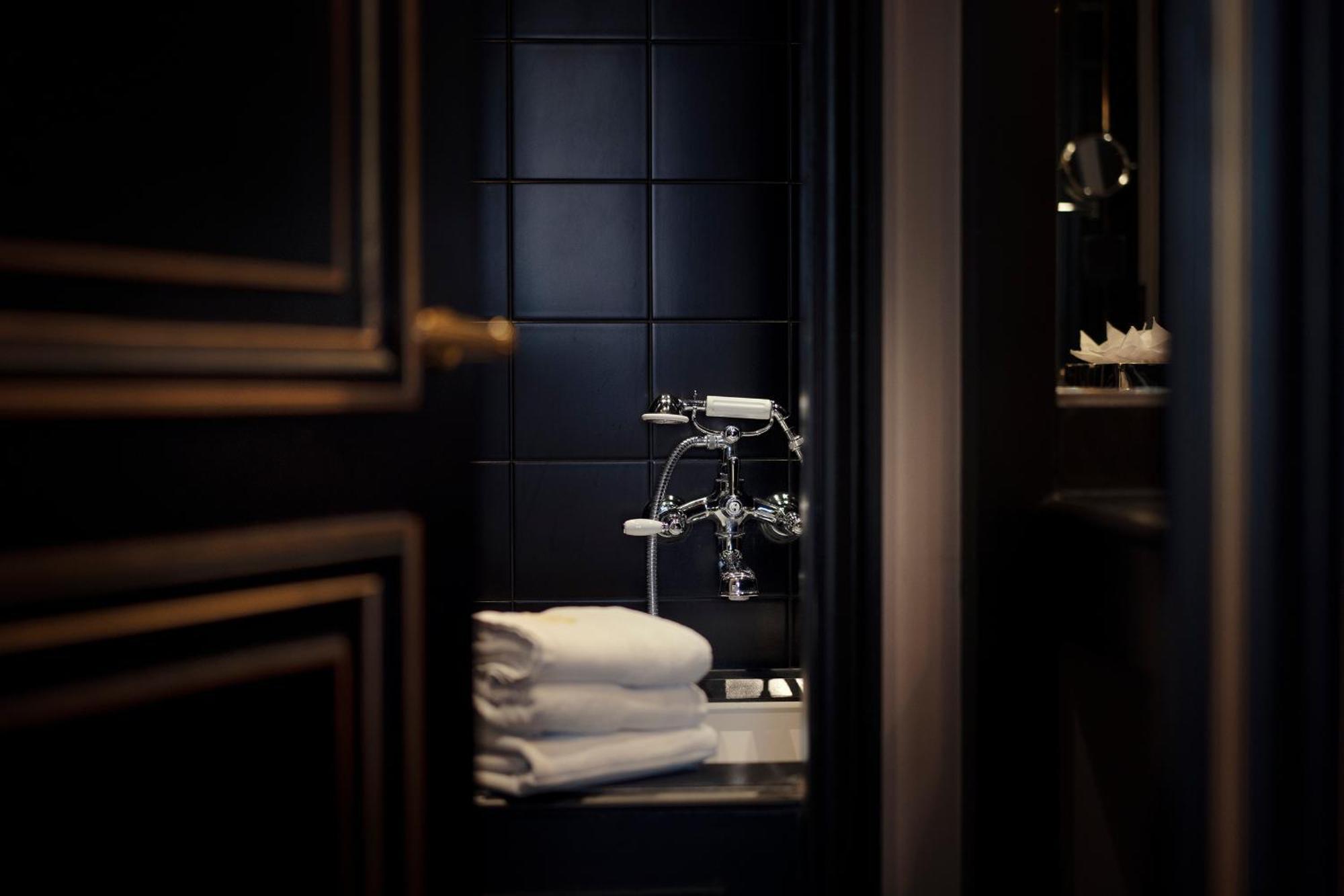Maison Souquet, Hotel & Spa Paris Bagian luar foto